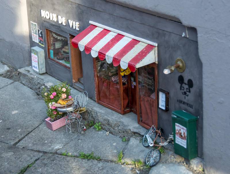 MALMÃ¶, SWEDEN - 2016/12/09: The art group Anonymouse has delighted the people of MalmÃ¶ with their mini versions of a bakery and a restaurant, intended for mice and placed at a street corner in the center of the city. (Photo by Tommy Lindholm/Pacific Press/LightRocket via Getty Images)