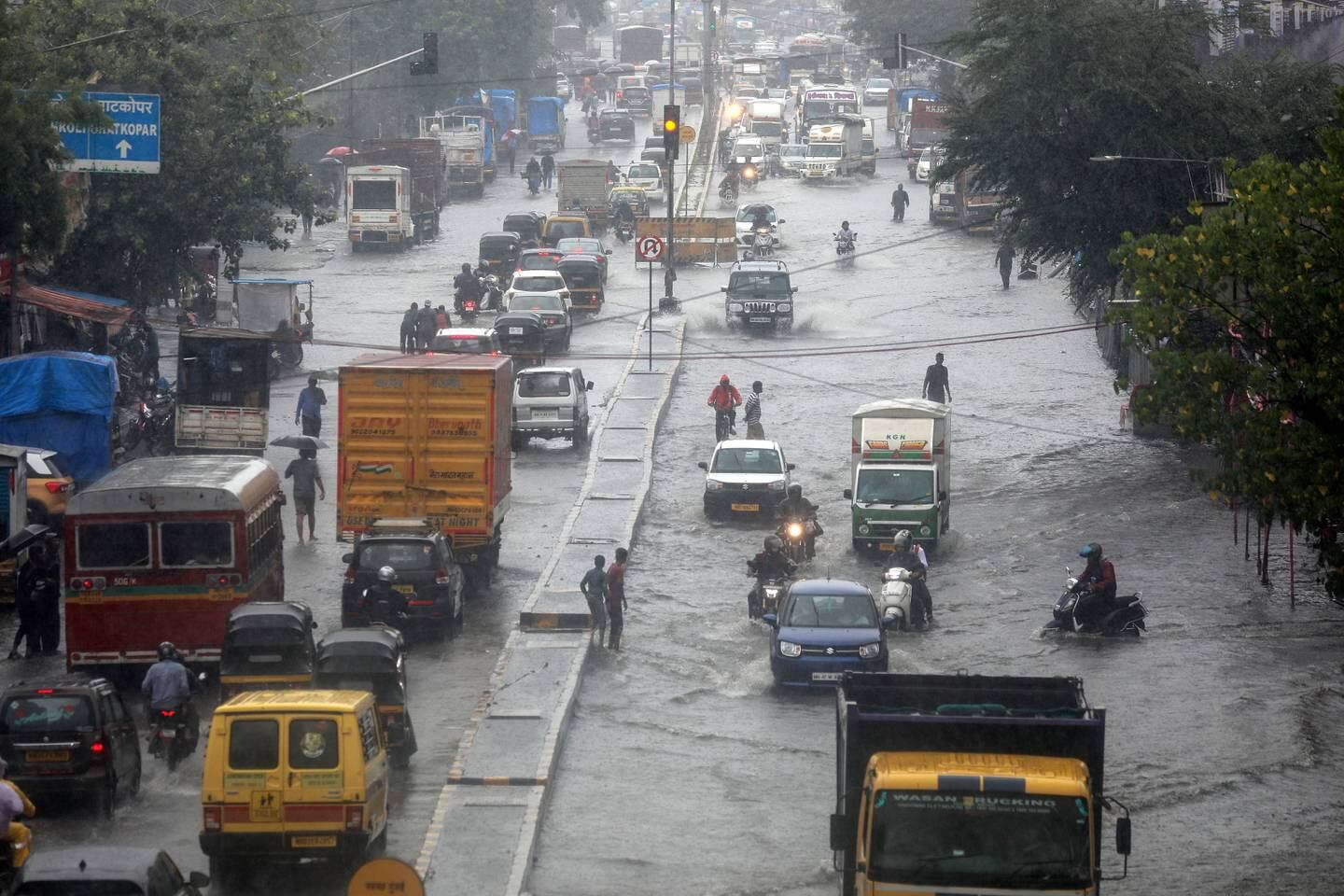 Floods bring traffic chaos to Mumbai. Photo: EPA