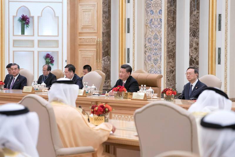 ABU DHABI, UNITED ARAB EMIRATES - July 20, 2018: HE Xi Jinping, President of China (2nd R), attends a meeting during a reception at the Presidential Palace. 

( Rashed Al Mansoori / Crown Prince Court - Abu Dhabi )
---