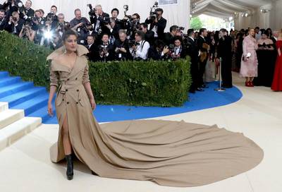 17 of the biggest red carpet dresses ever: gowns that make a grand entrance