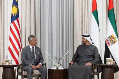 President Sheikh Mohamed meets Sultan Abdullah at Al Shati Palace