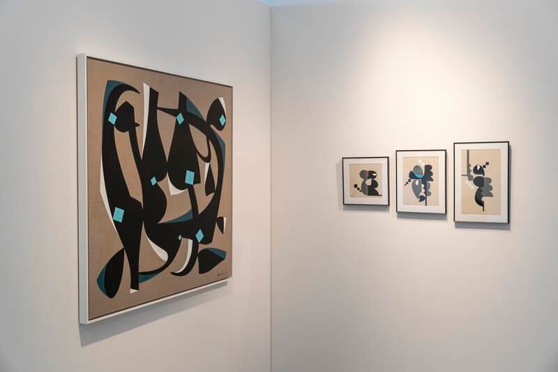 The expansive sets of paintings he created from the word love and its variations possess a unique sense of balance through Shawkat’s conscious decision to move away from the rules of traditional calligraphy. 