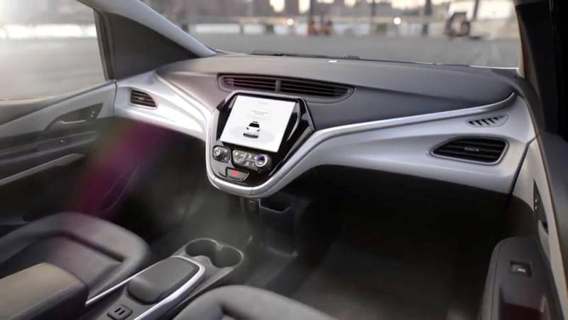 GM's planned Cruise AV driverless car features no steering wheel or pedals in a still image from video released January 12, 2018. General Motors/Handout via REUTERS. ATTENTION EDITORS - THIS IMAGE WAS PROVIDED BY A THIRD PARTY. NO SALES, NO ARCHIVES.