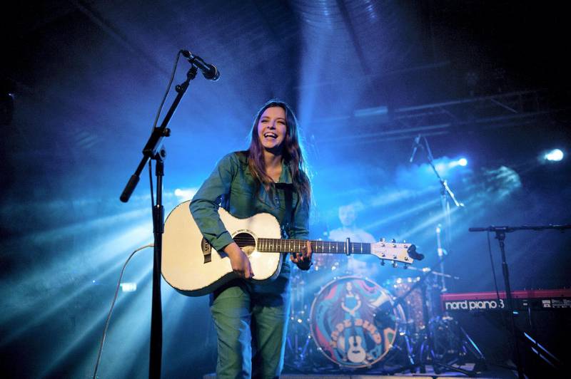 SOUTHAMPTON, ENGLAND - DECEMBER 08:  Jade Bird performing on stage at Engine Rooms on December 8, 2018 in Southampton, England.  (Photo by Mark Holloway/Redferns)