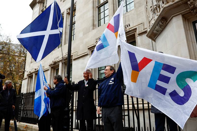 Scottish independence campaigners outside the UK Supreme Court. Reuters