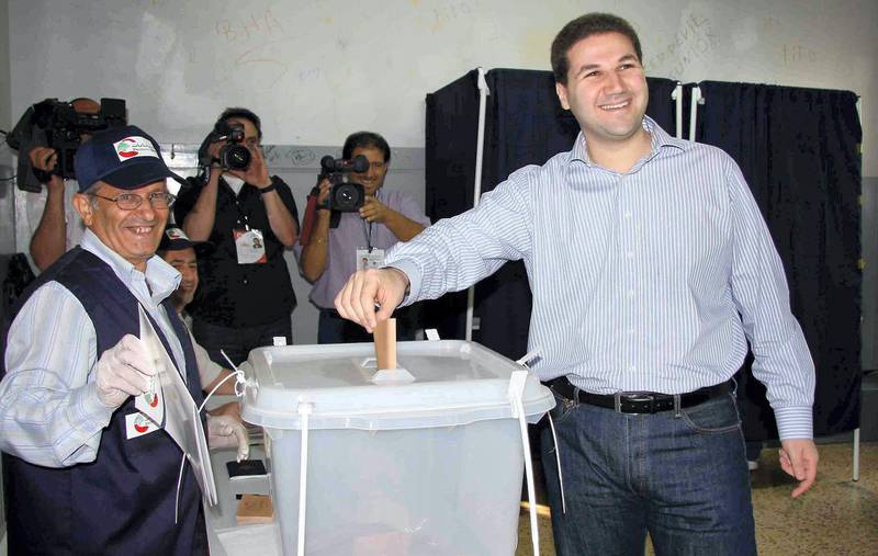 A handout picture released by the Lebanese photo agency Dalati and Nohra shows Lebanese candidate Nadim Gemayel casting his ballot at a polling station at his hometown Bikfaya, east of Beirut, on June 7, 2009. Lebanese queued up to vote in a hotly-contested election that could see an alliance led by the Shiite militant group Hezbollah defeat the ruling Western-backed coalition. AFP PHOTO/HO == RESTRICTED TO EDITORIAL USE == / AFP PHOTO / DALATI AND NOHRA