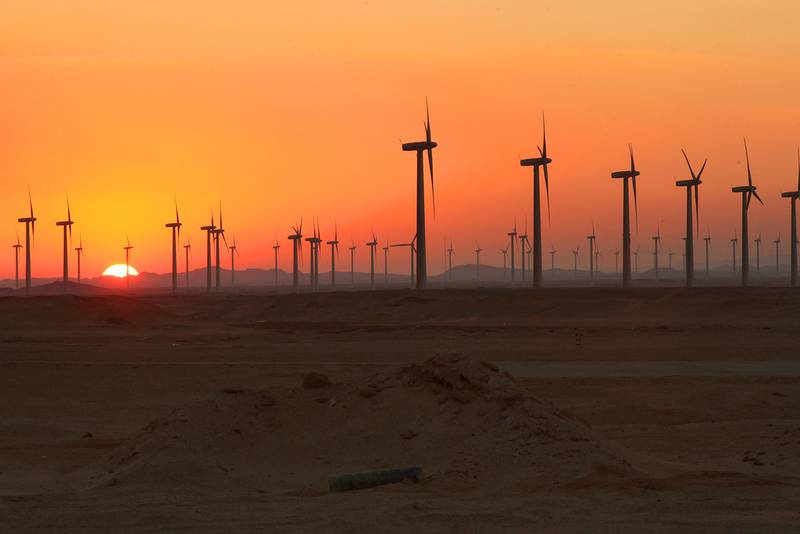 تقوم شركة أكوا باور السعودية بتأمين الأرض في مصر لواحدة من أكبر مزارع الرياح في المنطقة