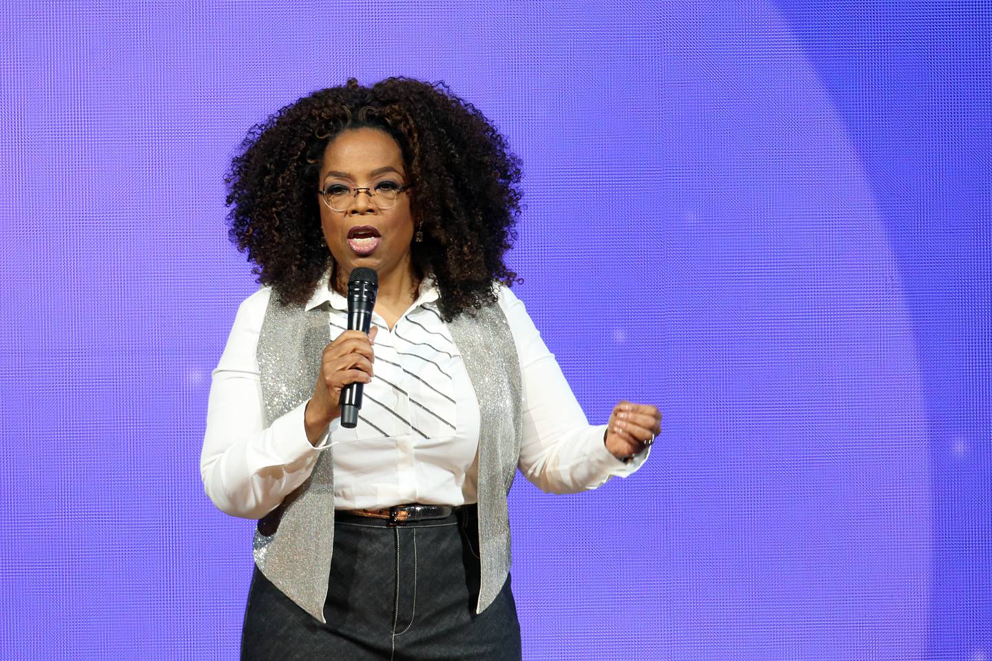 Oprah Winfrey termine l'année avec une valeur nette de 2,5 milliards de dollars, selon le magazine Forbes.  AFP
