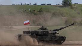 Poland wants to send Leopard battle tanks to Ukraine 