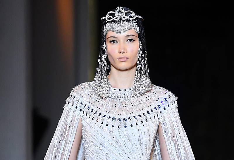 Paris Haute Couture Week Zuhair Murad Pays Homage To Ancient Egypts Queens In Collection