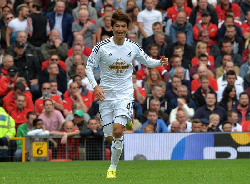 Centre midfield: Ki Sung-yueng, Swansea City. Scored a well-taken winner at Old Trafford to illustrate the error of loaning him out last season. Paul Ellis / AFP 