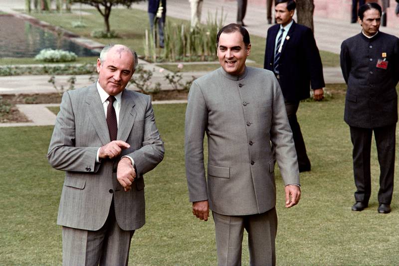 Mikhail Gorbachev with then Indian prime minister Rajiv Gandhi in New Delhi in 1986. AFP