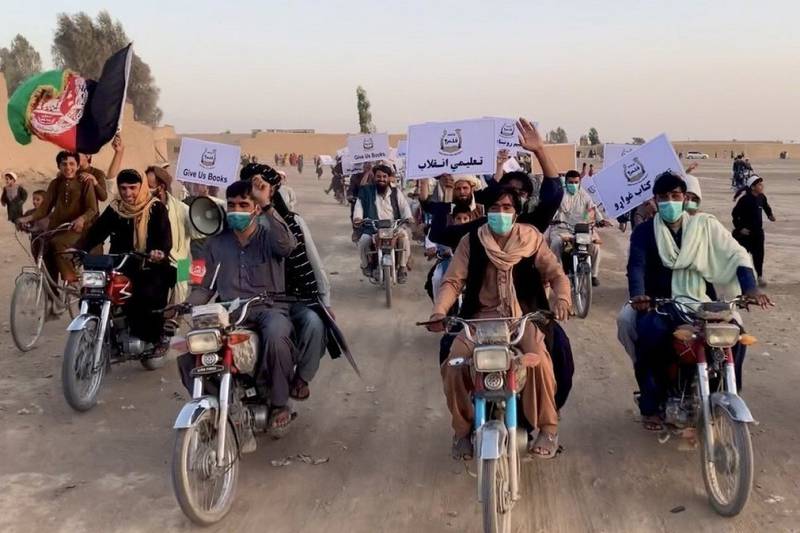 Pen Path has 2,400 volunteers running mobile libraries on motorcycles in Afghanistan. Photo: Pen Path