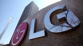 LG's exit from smartphone business to benefit Samsung, analysts say