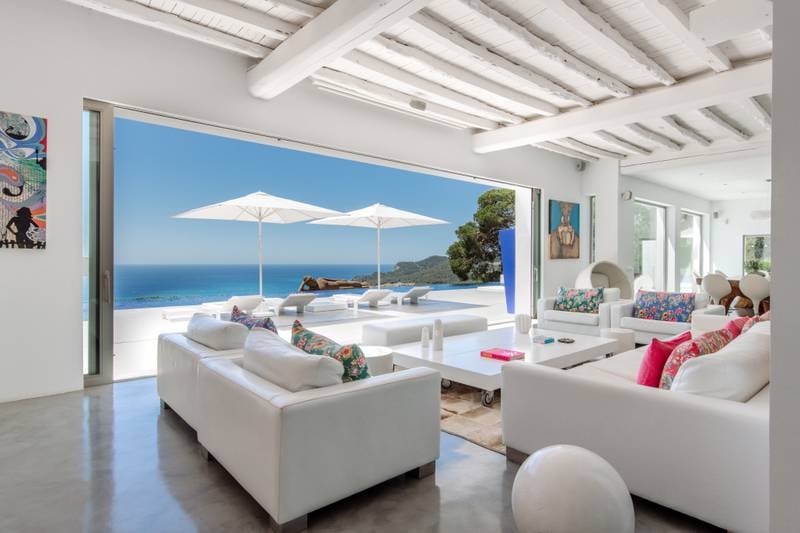 Villas and mansions have been hand-picked for their location and style, and each come with Mandarin Oriental service.