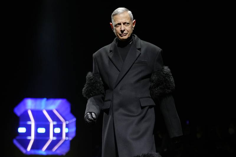 United States' actor Jeff Goldblum wears a creation as part of the Prada men's Fall-Winter 2022-23 collection, unveiled during the Fashion Week in Milan, Italy, Sunday, Jan.  16, 2022.  (AP Photo / Luca Bruno)