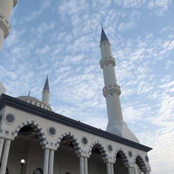 Video: Al Farooq Mosque