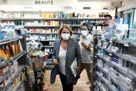 France asks citizens to wear masks again on public transport