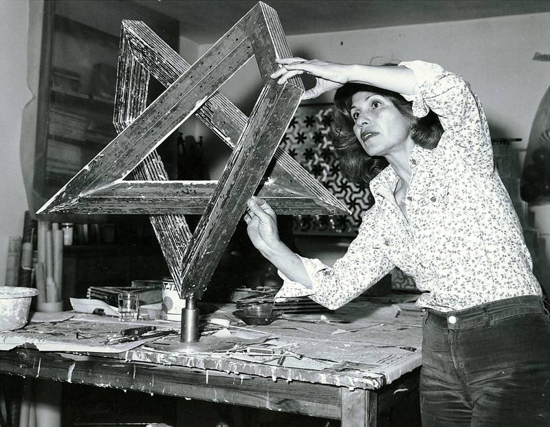 Farmanfarmaian in her studio in Tehran, 1975. Courtesy The Third Line, Dubai