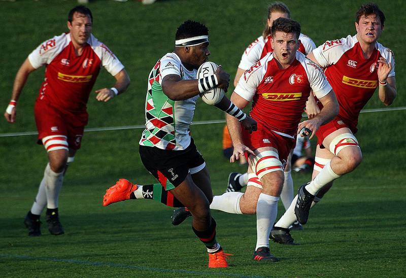 Abu Dhabi, Jan, 26, 2018: Abu Dhabi Harlequins (Green) and Bahrain (Red) in action at the Zayed sports city in Abu Dhabi . Satish Kumar for the National / Story by Paul Radley