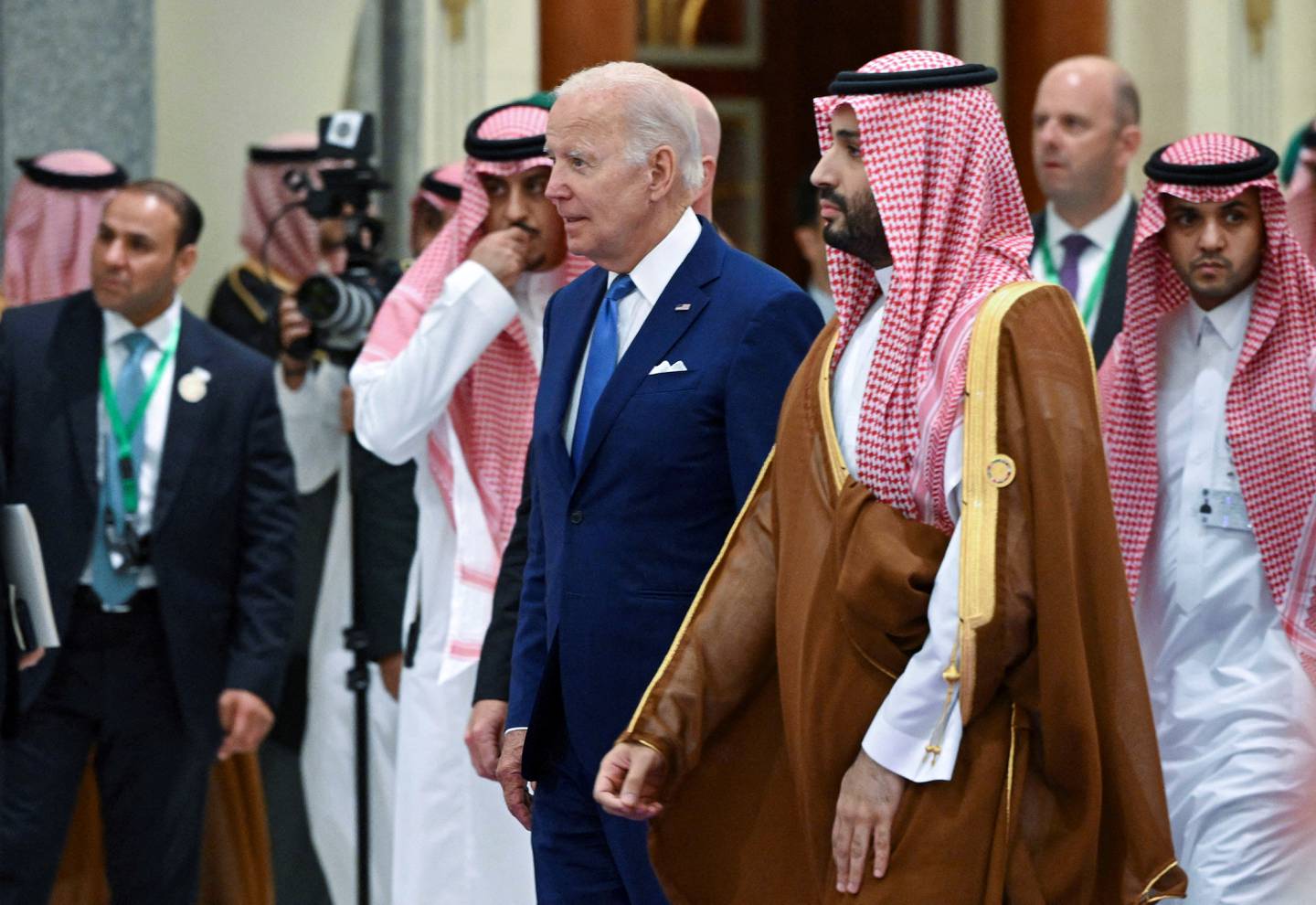 Le président américain Joe Biden et le prince héritier saoudien Mohammed ben Salmane lors d'un sommet à Djeddah en juillet.  Reuter