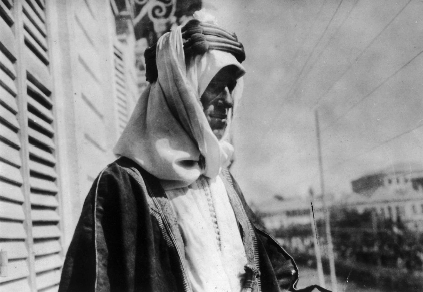 UNSPECIFIED - JANUARY 01:  Portrait of LAWRENCE OF ARABIA between 1914 and 1918. Born Thomas Edward LAWRENCE (1888-1935), he was a British adventurer, officer and writer. When an agent to the British secret services, he played an important role in the uprising of the Arabs against the Turks during the First World War.  (Photo by Keystone-France/Gamma-Keystone via Getty Images)