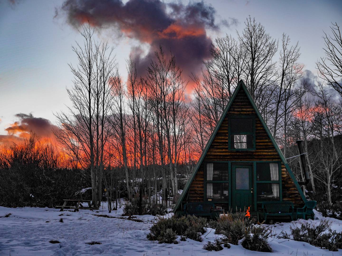Moose Haven Cabin in the Rocky Mountains is ideal for a snowy getaway. Photo: Airbnb