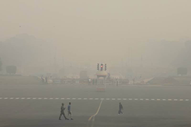 Rajpath on a smoggy day. Reuters