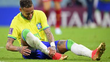 An image that illustrates this article Brazil coach Tite 'confident' Neymar will continue at the World Cup
