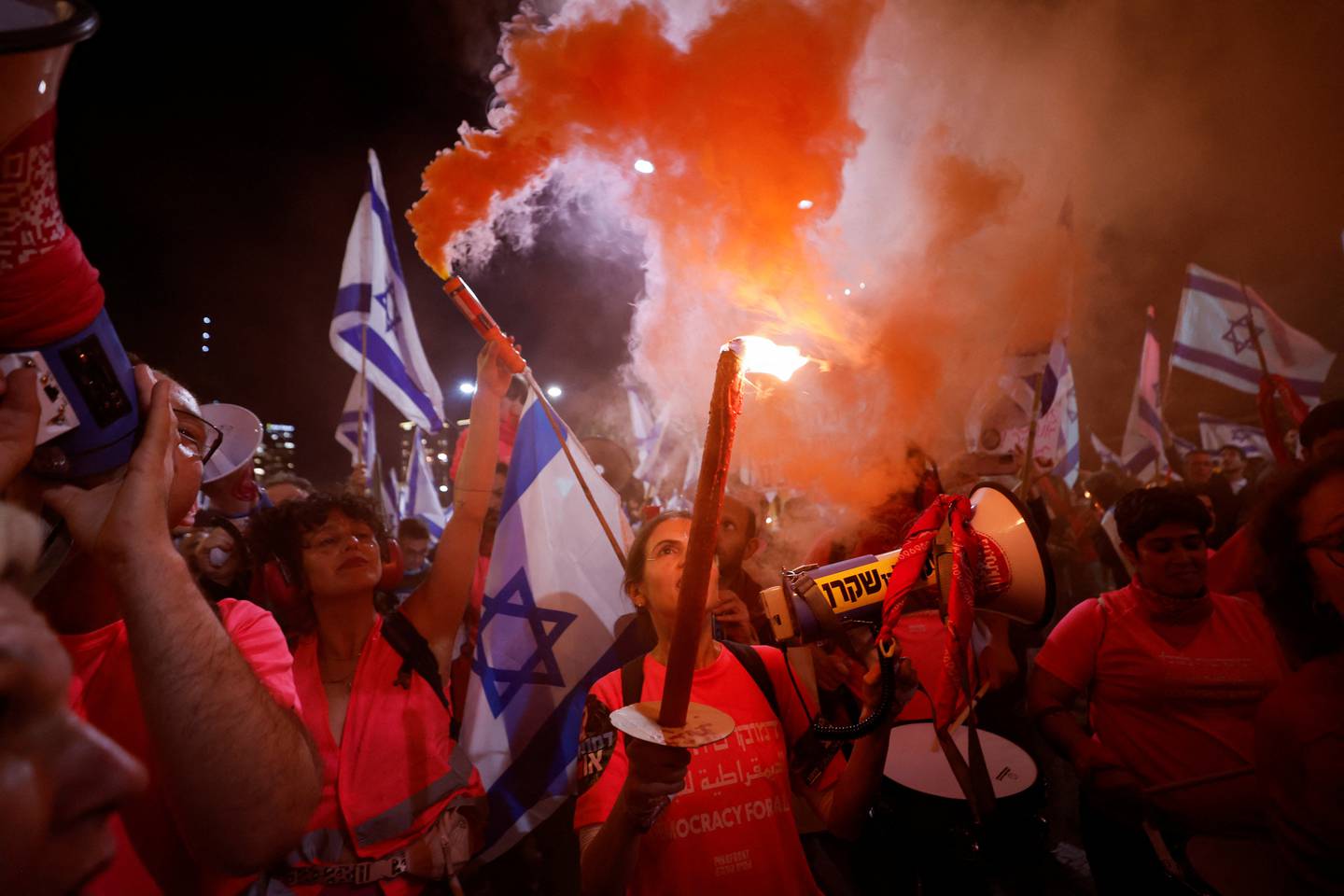 Israelis protestieren am 16. März in Tel Aviv. Reuters