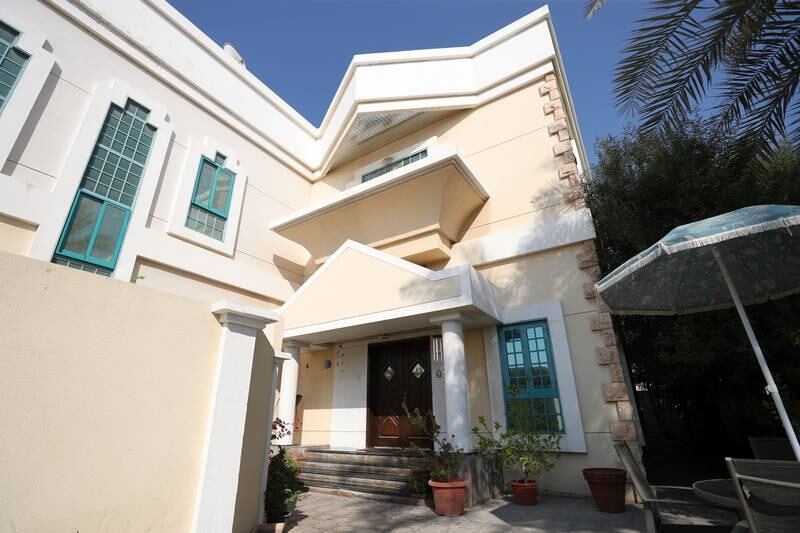 The villa, near Mirdif City Centre Mall, is a short distance from the main roads and amenities. 