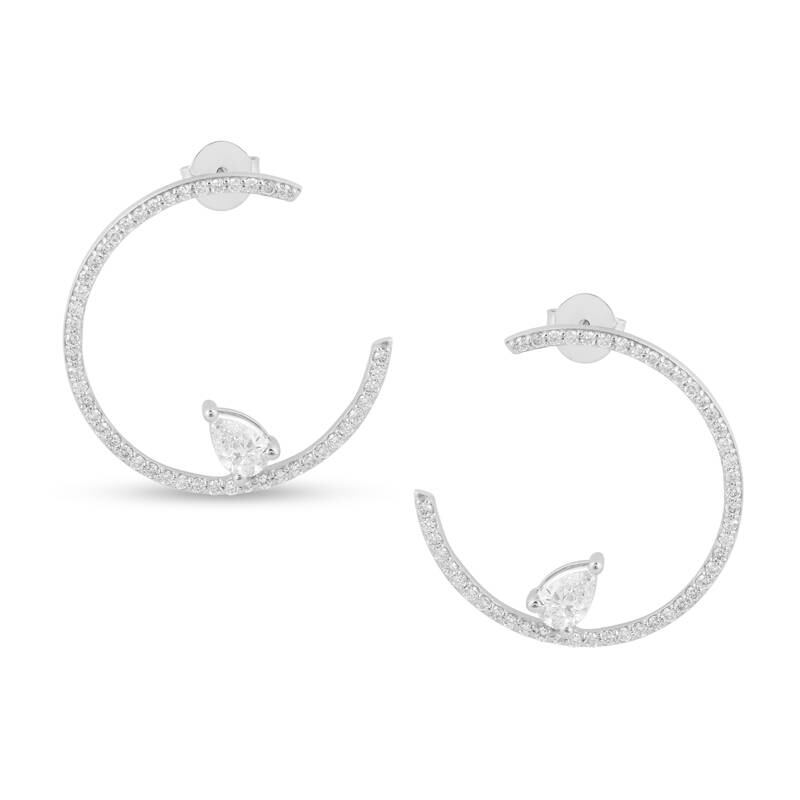 Earrings from the Red Carpet collection
inspired by stars and the crescent moon; Dh9,000 from Evermore Diamonds.