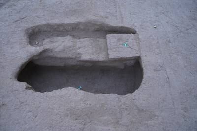 Archaeologists identified 20 individual graves