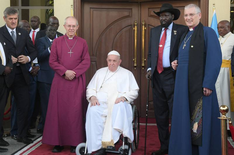 From left, on red carpet, the Archbishop of Canterbury Justin Welby, Pope Francis, President Kiir and Iain Greenshields of the Church of Scotland at the Presidential Palace, in Juba. AFP