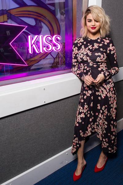 LONDON, ENGLAND - DECEMBER 04:  Selena Gomez visits Kiss FM Studio's on December 4, 2017 in London, England.  (Photo by Jeff Spicer/Getty Images)