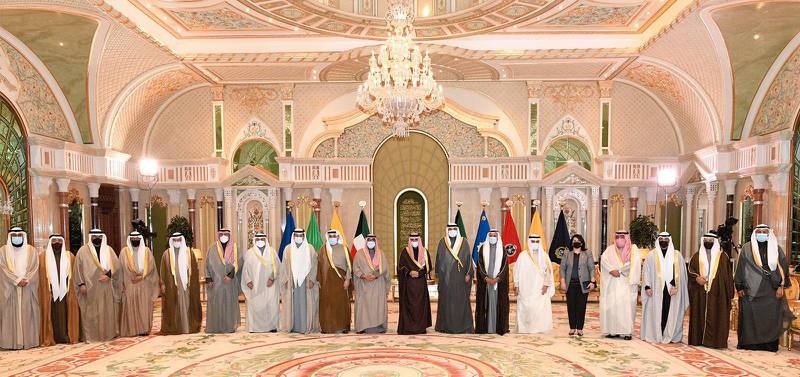 Kuwait's Emir Nawaf al-Ahmad al-Sabah receives the members of the new government. KUNA