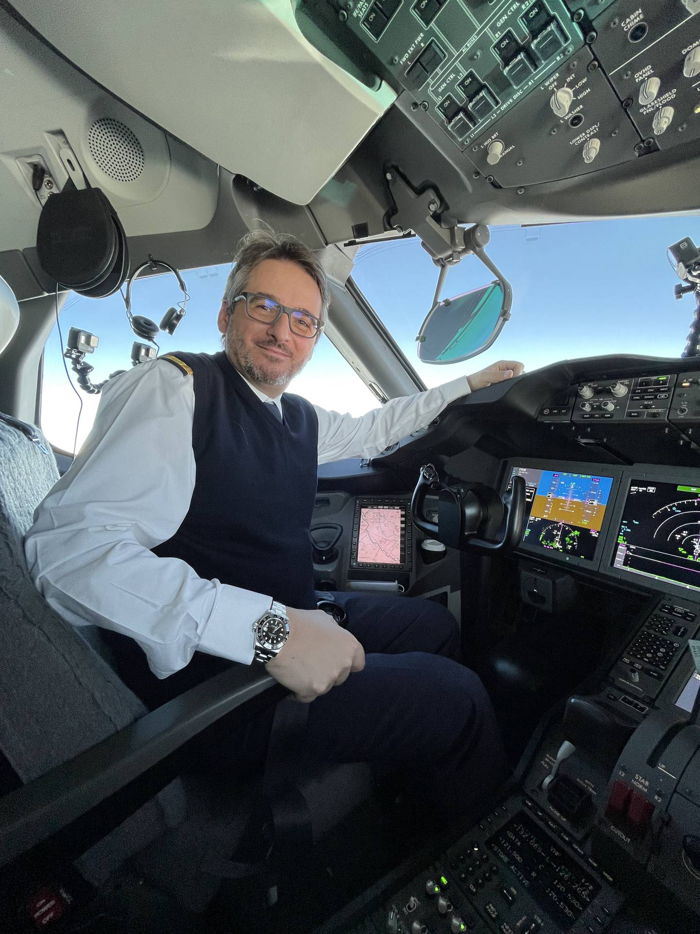 Etihad's Captain Mimmo Catalano piloted the ecoFlight from London Heathrow. Photo: Etihad