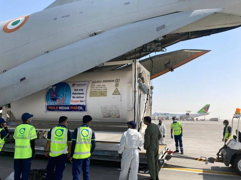 IAF's IL-76 aircraft has airlifted 3 empty cryogenic containers from Jamnagar to Al Maktoum, Dubai. Indian Oil Corporation Ltd has coordinated for these containers which will be filled up with Liquid Medical Oxygen at Dubai and brought back by ship to India. India Ministry of Defence