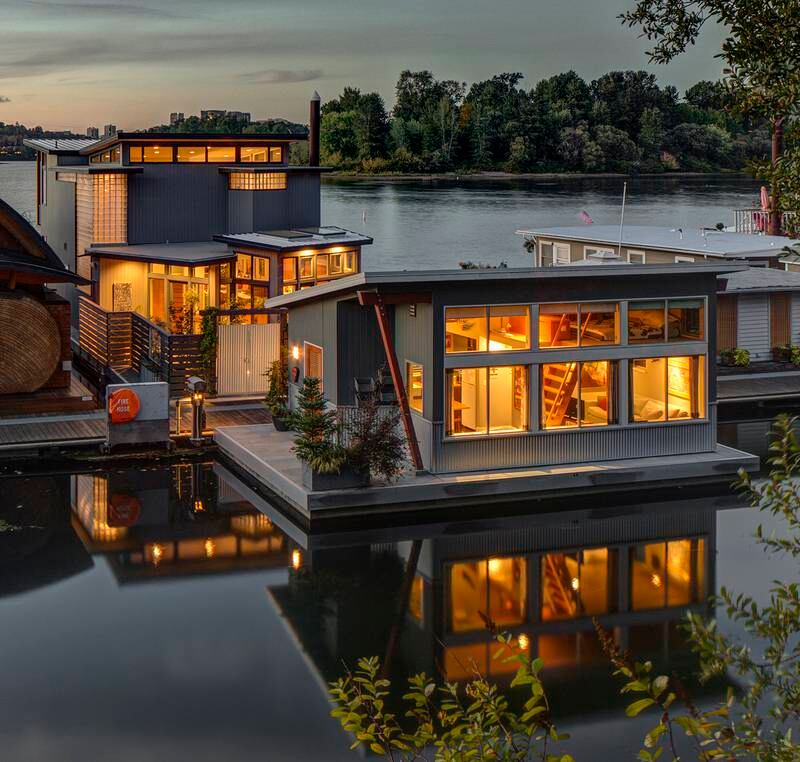 Float House IV, on Oregon's Willamette River, is almost all windows. Photo: Integrate Architecture & Planning