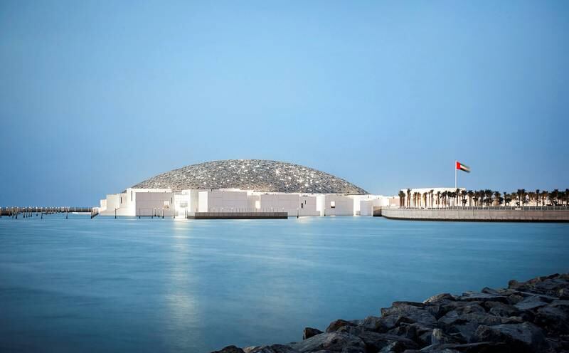 Louvre Abu Dhabi is located in the beautiful Saadiyat Island with turquoise-coloured waters