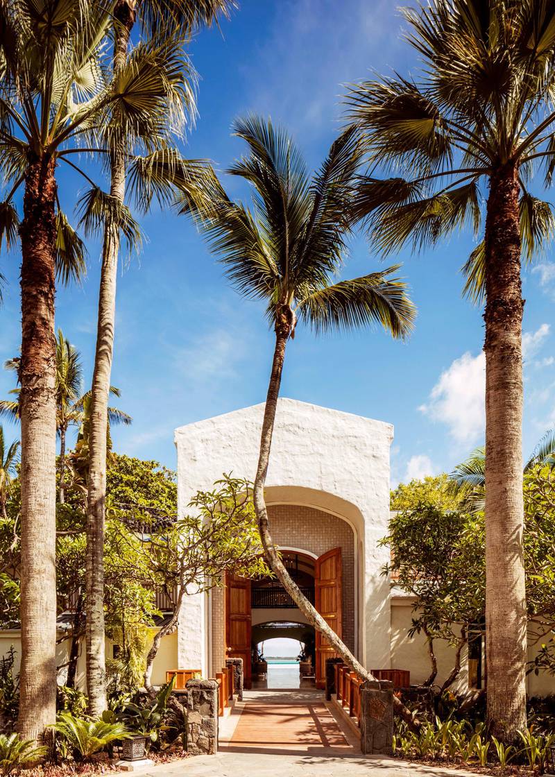 <p>The entrance to the resort lobby.&nbsp;One&amp;Only Le Saint Geran</p>
