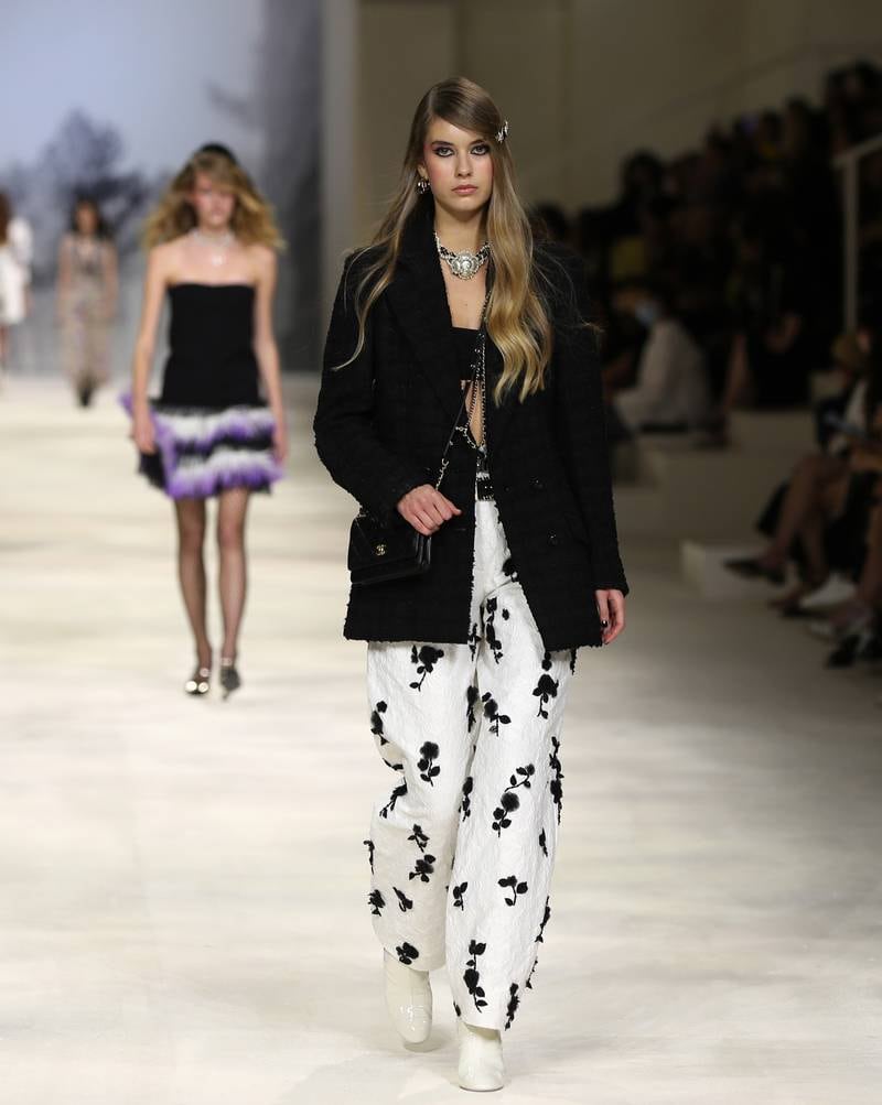 Looks from the Chanel cruise 2021-22 show in Dubai
