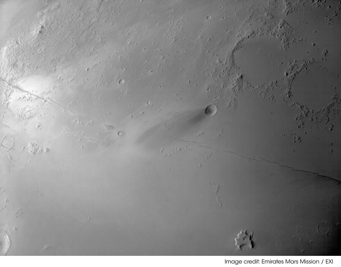 Hope probe sent back an image of the Cerberus Fossae, an area on the planet known for 'Marsquakes'. Photo: Hope Mars Mission