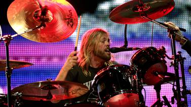 An image that illustrates this article Drummers apologise to Foo Fighters over Taylor Hawkins comments