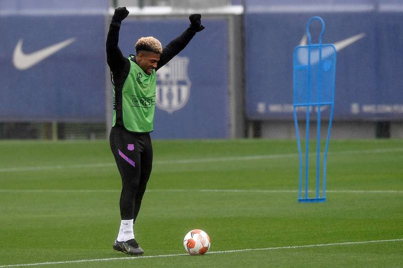 Barcelona forward Adama Traore practises free kicks as he trains for the Eintracht Frankfurt match. AFP