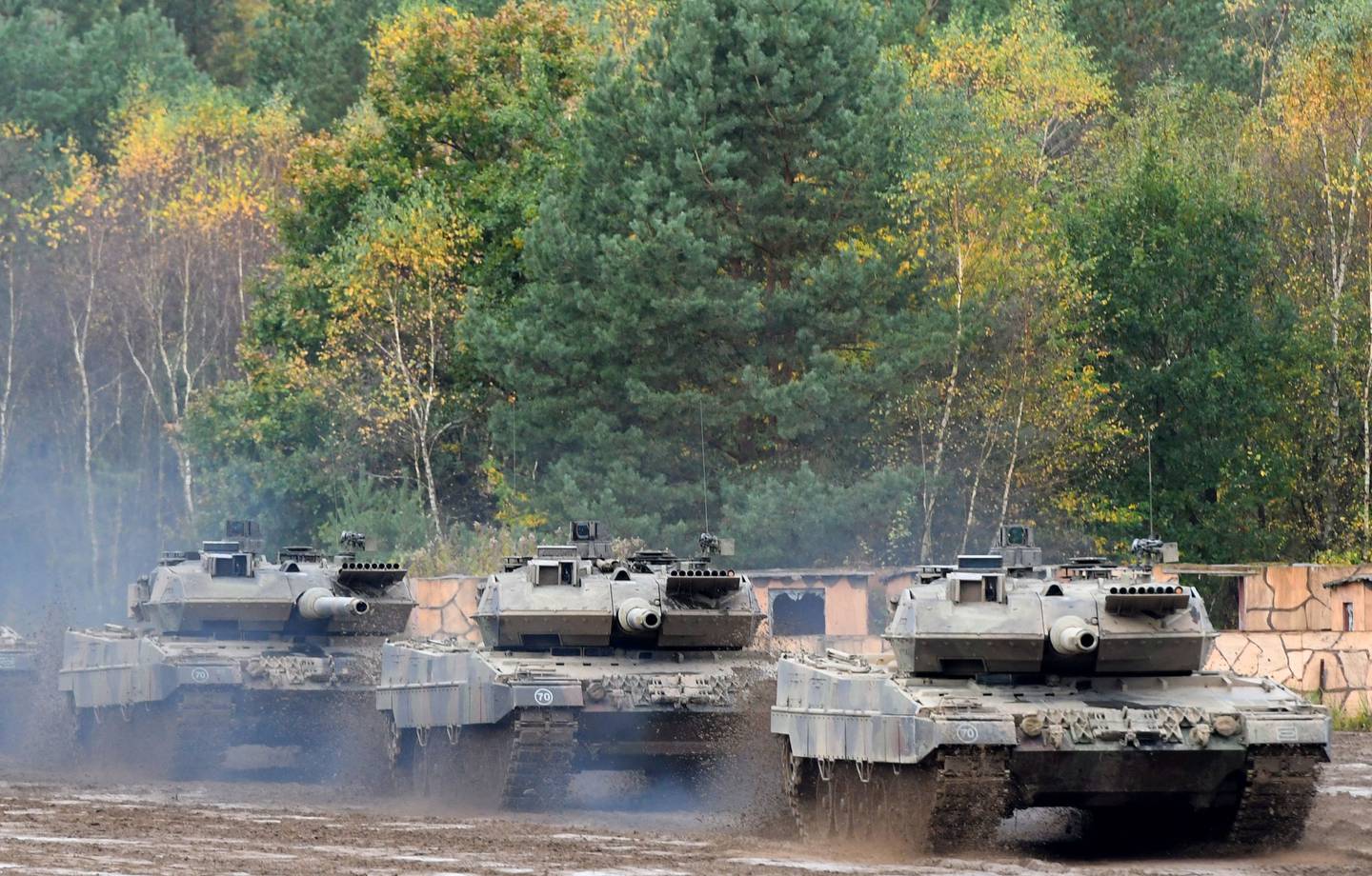 Deutsche Leopard 2-Panzer während einer Militärübung.  AFP