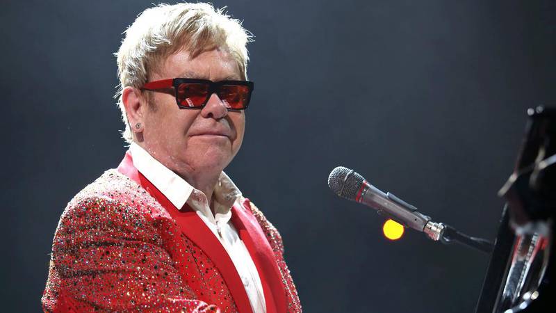 An image that illustrates this article Elton John postpones Dallas concerts after positive Covid test
