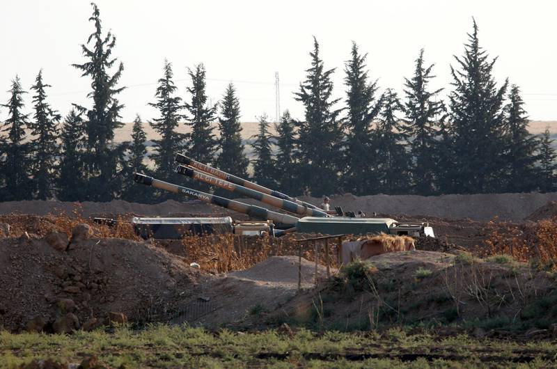 Turkish army howitzers are positioned on the Turkish-Syrian border, near the southeastern town of Akcakale in Sanliurfa province, Turkey. Reuters