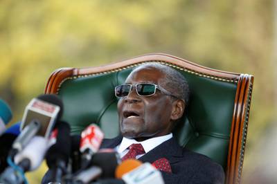 Zimbabwe's former president Robert Mugabe holds a news conference at his private residence nicknamed, ÔBlue RoofÕ in Harare, Zimbabwe, July 29, 2018. REUTERS/Siphiwe Sibeko