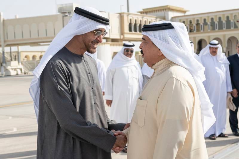 Sheikh Mohamed bin Zayed shakes hands with King Hamad. 
Mohamed Al Hammadi / UAE Presidential Court
